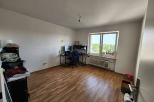 Attraktive 2-Zimmer-Wohnung mit Einbauküche & Balkon in München-Moosach – ab 01.07. – Dachauer Straße 244, 80992 Alt-Moosach, München – Vorschaubild 5