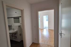 Helles 1-Zimmer Appartement mit Balkon in Hochzoll Nord zu vermieten – Karwendelstraße  86, 86163 Hochzoll-Nord, Augsburg – Vorschaubild 3