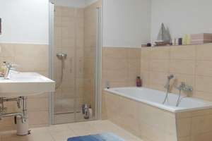 Wunderschöne 4-Zi. Maisonette Whg. mit Dachterrasse | 2 Bäder | Dielenboden | Cabriofenster – Paul-Heyse-Str. 1, 4347 Schönefeld-Abtnaundorf, Leipzig – Vorschaubild 5