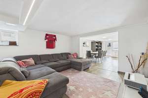 Luxuriöses Wohnensemble in Regensburg – kernsaniert, Pool, Outdoor-Kitchen & Grünblick! – Die vollständige Adresse der Immobilie erhältst du vom Anbieter., 93055 Burgweinting-Harting, Regensburg – Vorschaubild 15