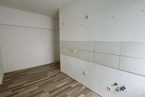 * mit BALKON * renovierte 1 ZIMMER WOHNUNG * Bahnhof Burbach wenige Gehminuten entfernt – Die vollständige Adresse der Immobilie erhältst du vom Anbieter., 66115 Burbach, Saarbrücken – Vorschaubild 13