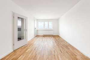 Wohnung mit phantastischer Aussicht – Spandauer Damm 217, 14052 Westend, Berlin – Vorschaubild 2