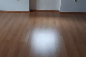 Schöne 2,5-Zimmer Mansardenwohnung mit Einbauküche – Kelheimer Str. X, 51103 Höhenberg, Köln – Vorschaubild 2