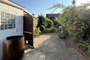 Im Herzen von Habenhausen - Einfamilienhaus mit großem Garten, Garage und Dachterrasse – Bremen – Vorschaubild 23