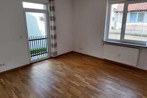 Stilvolle, sanierte 3-Zimmer-EG-Wohnung mit EBK in Heilbronn