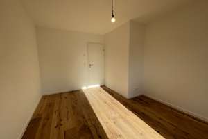*Provisionsfrei* Kernsanierte Doppelhaushälfte mit großem Garten und Garage – Münchner Str. 19b, 82178 Puchheim – Vorschaubild 19
