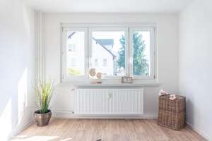 Lichterfüllte 2-Raum-Wohnung nahe Rosengarten – Gluckstr. 16, 9120 Kapellenberg, Chemnitz – Vorschaubild 4
