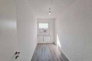 Familienfreundlich & gemütlich: Das perfekte Nest für Ihre Familie! 4-Zimmer-Wohnung! – Albert-Köhler-Straße 15, 9122 Morgenleite, Chemnitz – Vorschaubild 6