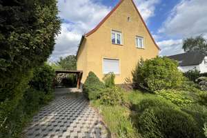 Einfamilienhaus mit Einliegerwohnung, Garten und vielseitigem Nutzungspotenzial