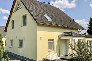 Viel Platz für Ihre Ideen: Großzügiges Haus in Berlin-Rudow – Buchsbaumweg 53, 12357 Rudow, Berlin – Vorschaubild 6