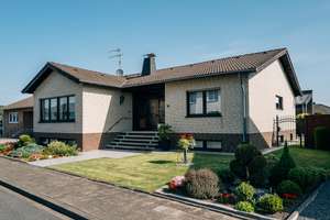 Familienfreundlicher Bungalow in gepflegter Wohnlage von Niederbusch. – Die vollständige Adresse der Immobilie erhältst du vom Anbieter., 52538 Gangelt – Vorschaubild 2