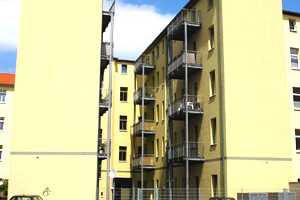 Stimmungsvolles Jugendstilhaus in einer Hauptgeschäftsstraße – Halberstädter Straße 75, 39112 Magdeburg – Vorschaubild 2