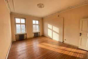 Lichtdurchflutete Altbauwohnung mit hohen Decken und Stuckdetails - zum Selbstgestalten! – Die vollständige Adresse der Immobilie erhältst du vom Anbieter., 10961 Kreuzberg, Berlin – Vorschaubild 2