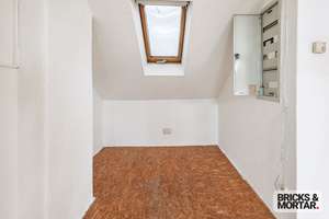 Renovierungsobjekt mit Charme – Dachgeschosswohnung mit Potenzial, ideal für Kapitalanleger – Die vollständige Adresse der Immobilie erhältst du vom Anbieter., 90439 Sündersbühl, Nürnberg – Vorschaubild 6