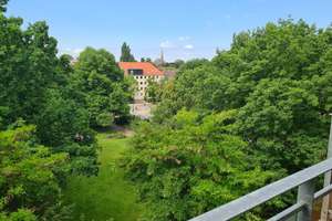 Eilbek, freie 1-Zi-ETW, 5. OG sehr schöner Ausblick, direkt an U-Bahn, Bj. ca. 1959, Balkon – Die vollständige Adresse der Immobilie erhältst du vom Anbieter., 22089 Eilbek, Hamburg – Vorschaubild 5