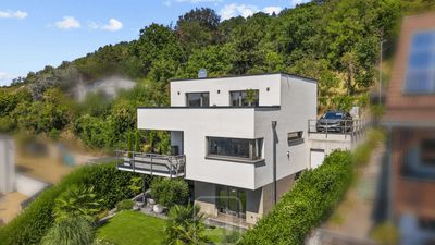Design & Lebensqualität in Perfektion | Architektonisches Meisterwerk in Split-Level-Bauweise