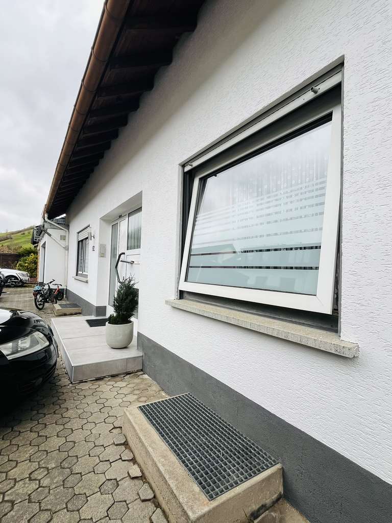 Immobilie in Oberheimbach - Großzügiges MFH mit 3 Eigentumswohnungen 6,22% Renditepotenzial  - Bild 2