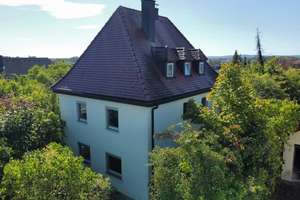 RESERVIERT! Stadtvilla mit zweigeteiltem Grundstück in bevorzugter Wohnlage – Die vollständige Adresse der Immobilie erhältst du vom Anbieter., 95326 Kulmbach – Vorschaubild 2