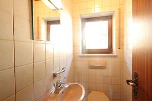 Viel Platz für die große Familie ~ Gepflegtes Wohnhaus mit überdachtem Außenschwimmbad ... – Die vollständige Adresse der Immobilie erhältst du vom Anbieter., 74838 Limbach – Vorschaubild 36