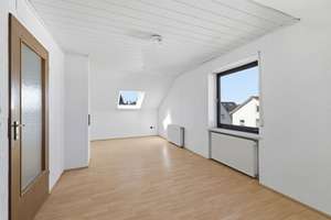 KÄUFER-PROVISIONSFREI*: Doppelhausähnliches Einfamilienhaus mit Garten in Augsburg-Neubergheim – Die vollständige Adresse der Immobilie erhältst du vom Anbieter., 86199 Bergheim, Augsburg – Vorschaubild 8