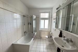 3-Zimmer-Wohnung mit Balkon: Ihr neues Zuhause wartet! – Rottersdorfer Straße 10, 39112 Sudenburg, Magdeburg – Vorschaubild 2
