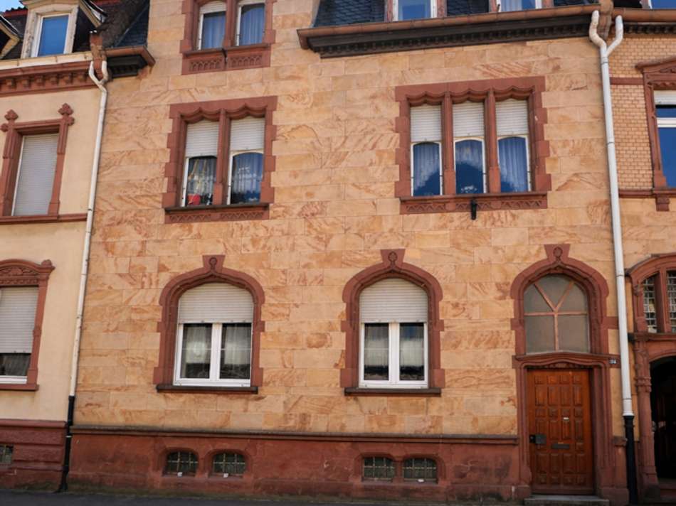 Straßenansicht