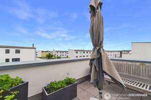 Modernes Stadthaus mit Dachterrasse, PV-Anlage & familienfreundlichem Grundriss – Die vollständige Adresse der Immobilie erhältst du vom Anbieter., 93055 Burgweinting-Harting, Regensburg – Vorschaubild 15