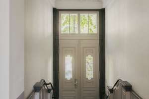 Altbauklassiker mit Enfilade, Dielen, Kachelöfen und weitem Blick über Kreuzberg – Gneisenaustraße 16, 10961 Kreuzberg, Berlin – Vorschaubild 19