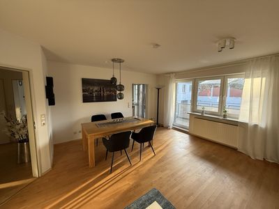Helle,Schöne Wohnung Stadtmitte, Möbliert, Aufzug, Balkon