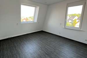 Erstbezug nach hochwertiger Renovierung – Stilvolle 4-Zimmer-Altbauwohnung mit Blick über Feuerbach – Die vollständige Adresse der Immobilie erhältst du vom Anbieter., 70469 Feuerbach-Mitte, Stuttgart – Vorschaubild 2