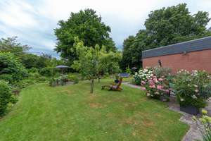 *VERKAUFT* Architektur-Ikone: Winkel-Bungalow inklusive Parkfeeling in Krefeld-Fischeln – Die vollständige Adresse der Immobilie erhältst du vom Anbieter., 47807 Fischeln, Krefeld – Vorschaubild 22