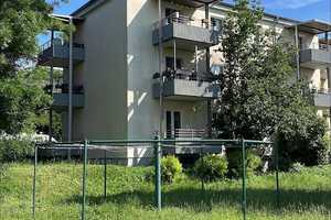 Schöne Erdgeschosswohnung mit Balkon – Offenheimer Straße 2, 65795 Main-Taunus-Kreis – Vorschaubild 1