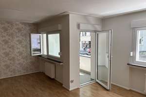 Charmante 2-Zimmer-Wohnung mit Balkon im Agnesviertel (Krefelder Wall) – bezugsfrei