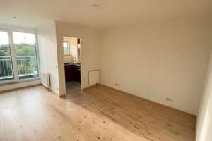 Kapitalanlage mit Weitblick – Vermietetes 2-Zimmer-Appartment mit Tiefgarage – Paul-Heyse-Straße 1, 10407 Prenzlauer Berg, Berlin – Vorschaubild 2