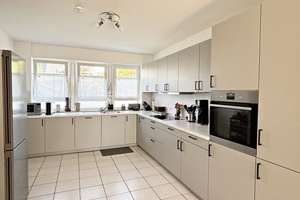 Exklusives Townhouse in sehr guter Lage! Vollklimatisiert und neue EBK - Nähe der ISD – Die vollständige Adresse der Immobilie erhältst du vom Anbieter., 40474 Lohausen, Düsseldorf – Vorschaubild 6