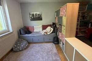 Würzburg- 4-Zi, sehr hell, gr. Balkon, Garage, Stellplatz ab 1.8. – Die vollständige Adresse der Immobilie erhältst du vom Anbieter., 97080 Steinbachtal, Würzburg – Vorschaubild 19