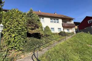 Freistehendes 1-2-Familien-Haus mit schönem Blick – Die vollständige Adresse der Immobilie erhältst du vom Anbieter., 73207 Plochingen – Vorschaubild 2