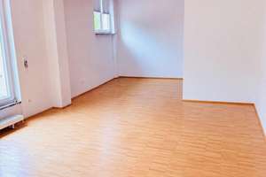 Helle Dachgeschosswohnung mit großer Dachterrasse und Blick ins Grüne – Die vollständige Adresse der Immobilie erhältst du vom Anbieter., 81737 Altperlach, München – Vorschaubild 8