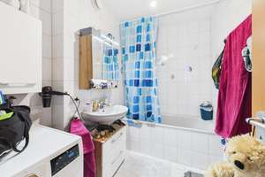 Großzügige 3-Zimmer-Wohnung mit Loggia in Freiburg-Rieselfeld – 79111 Rieselfeld, Freiburg im Breisgau – Vorschaubild 12
