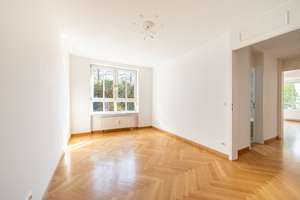 Aigner - Elegante Gartenwohnung mit Südwest-Terrasse in Bestlage Harlaching – Die vollständige Adresse der Immobilie erhältst du vom Anbieter., 81545 Harlaching, München – Vorschaubild 4