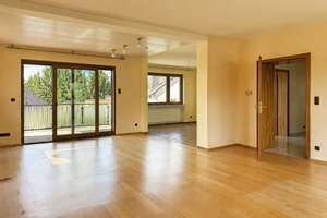 Trier Ruwer: Freistehendes Einfamilienhaus, Garten, Garage, neues Badezimmer, sofort verfügbar – 54292 Ruwer/Eitelsbach, Trier – Vorschaubild 8