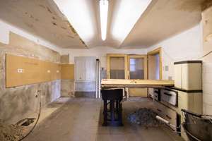 Bauernhaus mit Stallgebäude in Weixdorf: wer schleift diesen Rohdiamanten im Dresdner Norden? – Die vollständige Adresse der Immobilie erhältst du vom Anbieter., 1108 Weixdorf, Dresden – Vorschaubild 10