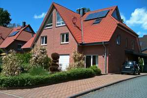 Gepflegte 5-Zimmer DHH mit Carport in Garbsen, nahe Mittellandkanal                             – Im Ostereschfeld 5c, 30823 Garbsen – Vorschaubild 1