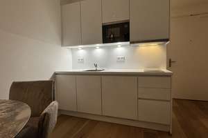 Eden Tower 23: Furnished Apartment | 14 Floor | Gym, Rooftop & 24/7 Concierge – Europa-Allee 11, 60327 Gallus, Frankfurt am Main – Vorschaubild 7