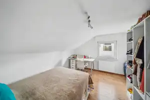 Familientraum mit tollem Garten in attraktiver Lage – Ludwigsburg (Kreis) – Vorschaubild 11