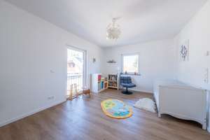 Energieeffizienter Neubau! Doppelhaushälfte in familienfreundlicher Lage – Die vollständige Adresse der Immobilie erhältst du vom Anbieter., 81249 Lochhausen, München – Vorschaubild 7