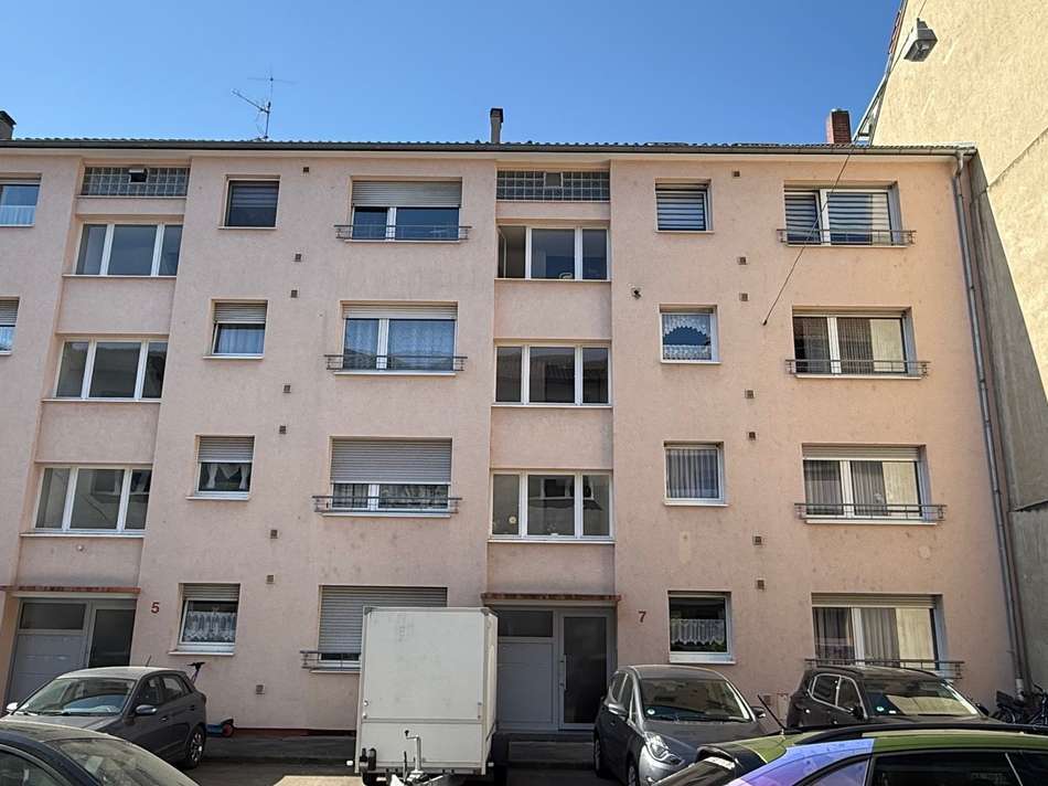 Hausansicht von der Straße