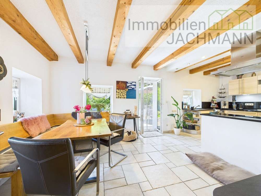 Immobilie in Schaufling - Wo Träume Wurzeln schlagen –  Anwesen in Alleinlage mit Wald und Streuobstwiese in Top-Zustand - Bild 5