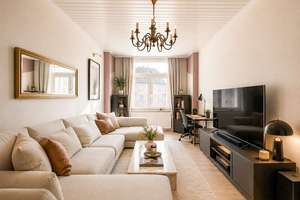 Solide Kapitalanlage im Lorettoviertel – vermietete 2,5-Zimmer-Wohnung mit Balkon zum ruhigen Hof – 40223 Unterbilk, Düsseldorf – Vorschaubild 1