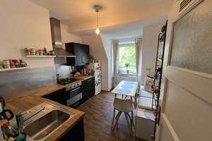 2,5-Zi.-Altbau-Whg. mit kl. Wohnküche im 3. OG in München-Nymphenburg – Die vollständige Adresse der Immobilie erhältst du vom Anbieter., 80639 Nymphenburg, München – Vorschaubild 7